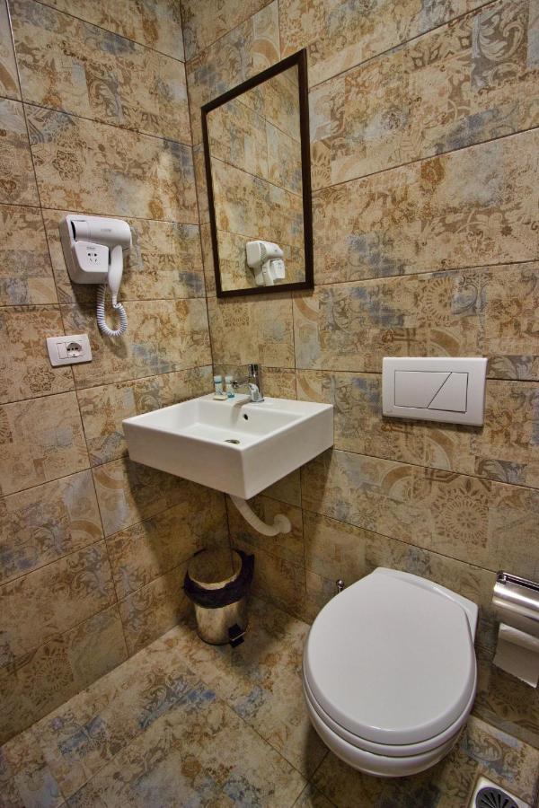 Gjirokastër 4 Rooms Since 1950 المظهر الخارجي الصورة